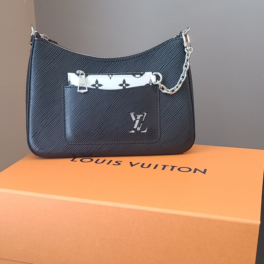 Louis Vuitton Marelle in Noir